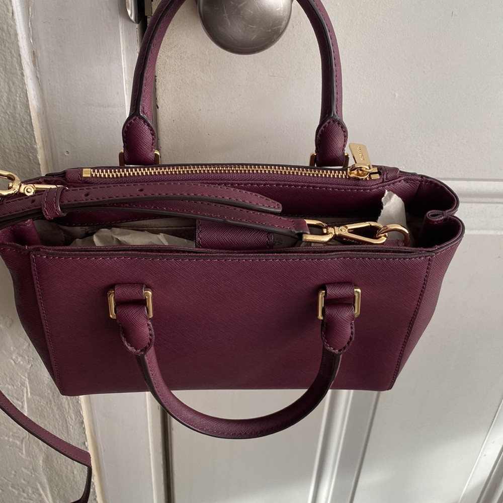 Michael Kors purse - Picture 3 of 12